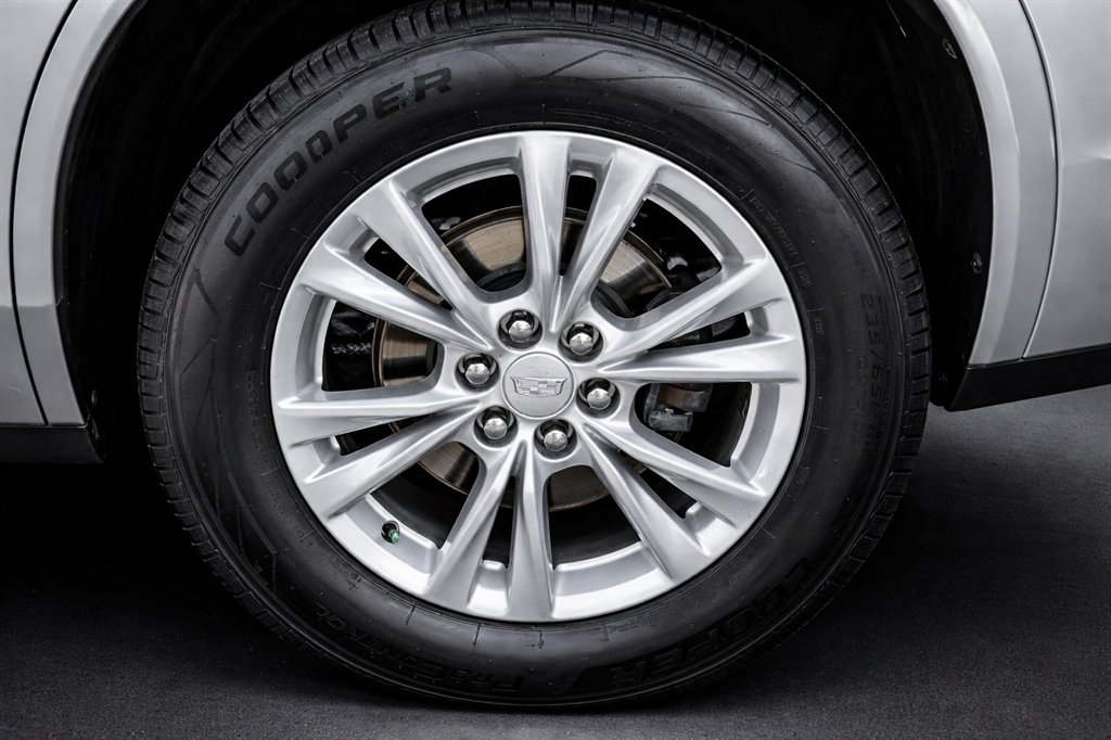 2021 Cadillac XT6 - $27,995