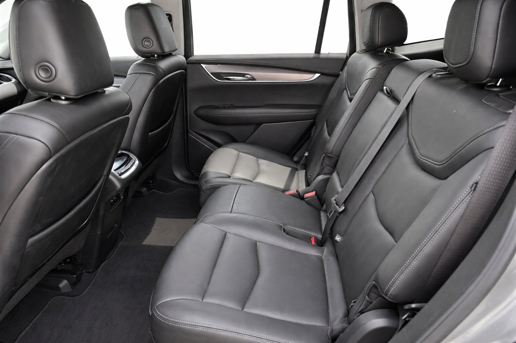 2021 Cadillac XT6 - $27,995