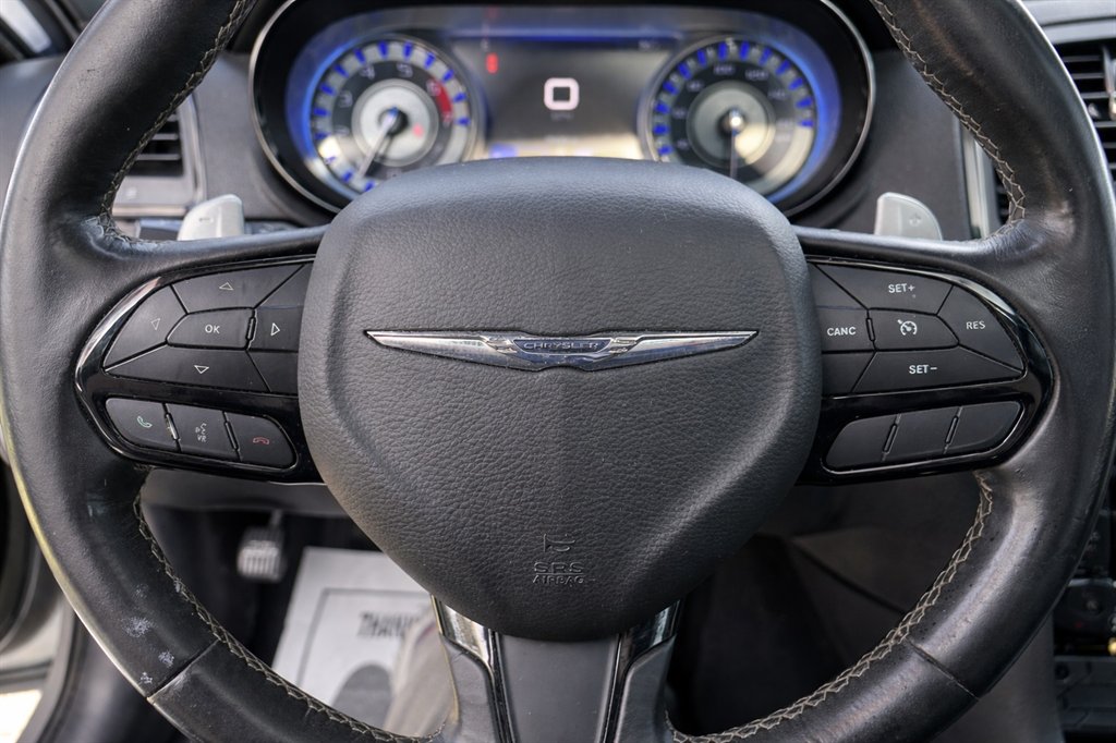 2019 Chrysler 300 - $14,995