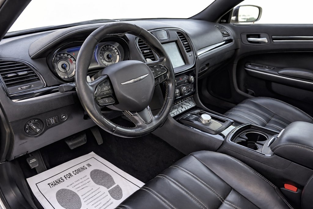 2019 Chrysler 300 - $14,995