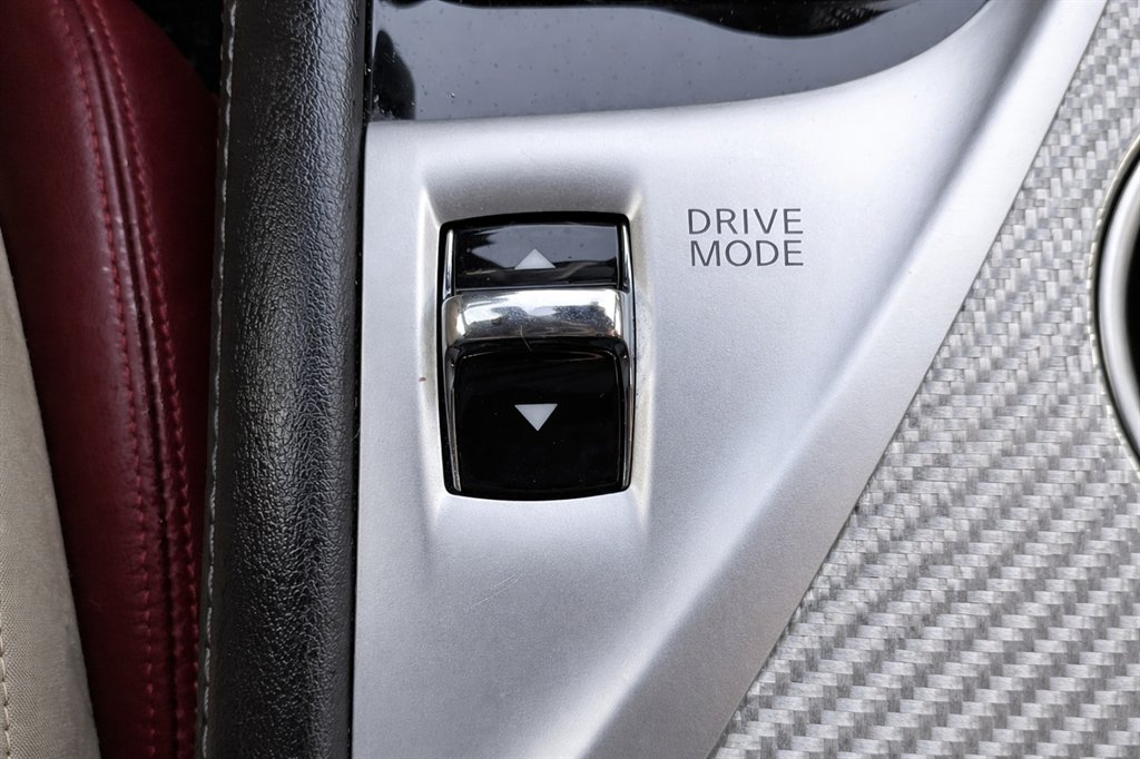 2018 INFINITI Q60 - $28,995