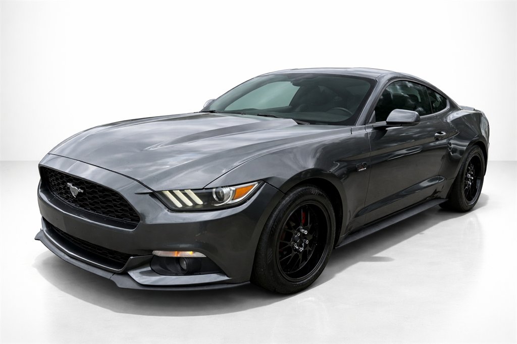 2016 Ford Mustang - $11,995