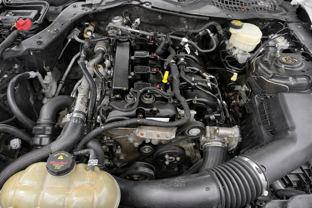 2016 Ford Mustang - $11,995