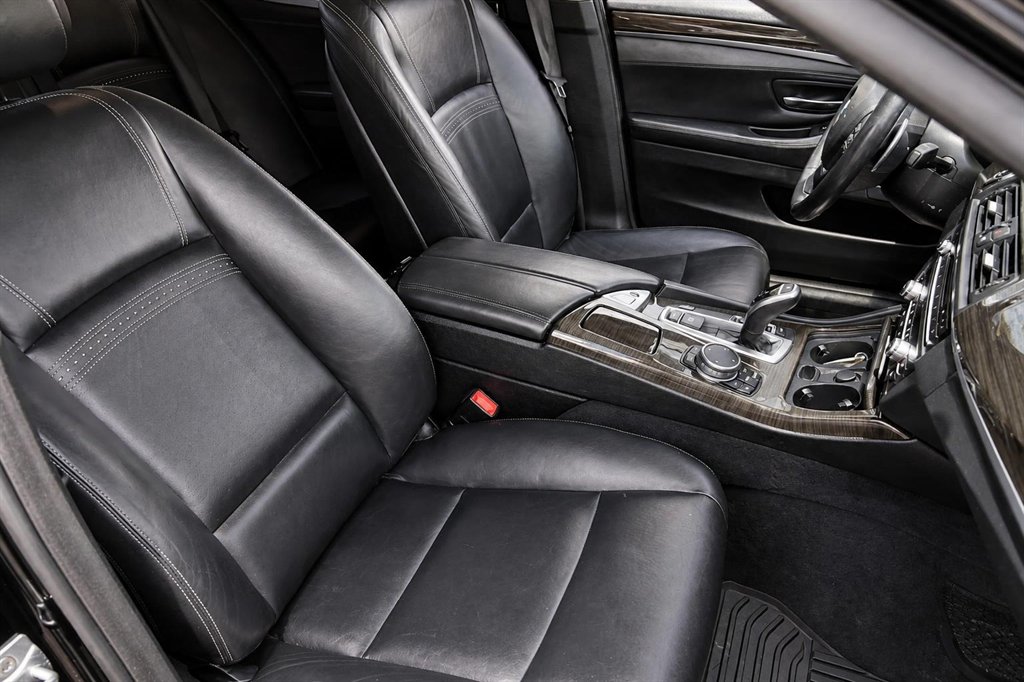 2022 Ford Explorer - $20,995