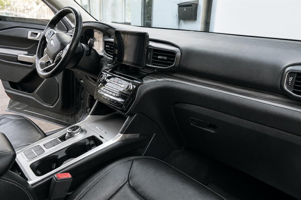 2022 Ford Explorer - $20,995