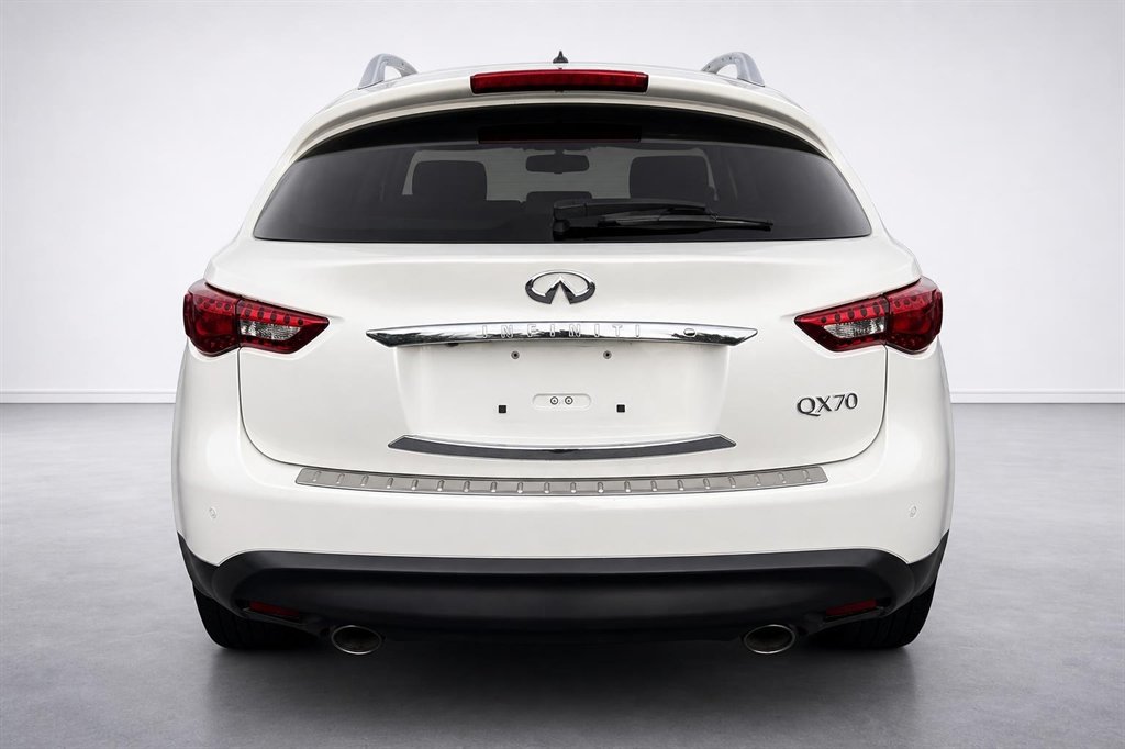 2017 INFINITI QX70 - $12,995
