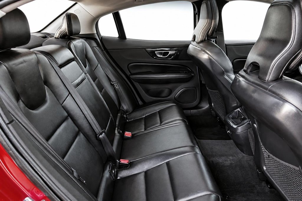 2019 Volvo S60 - $17,995