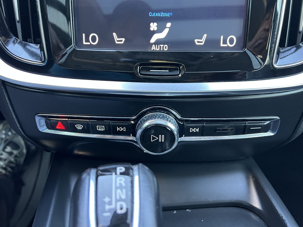 2019 Volvo S60 - $17,995