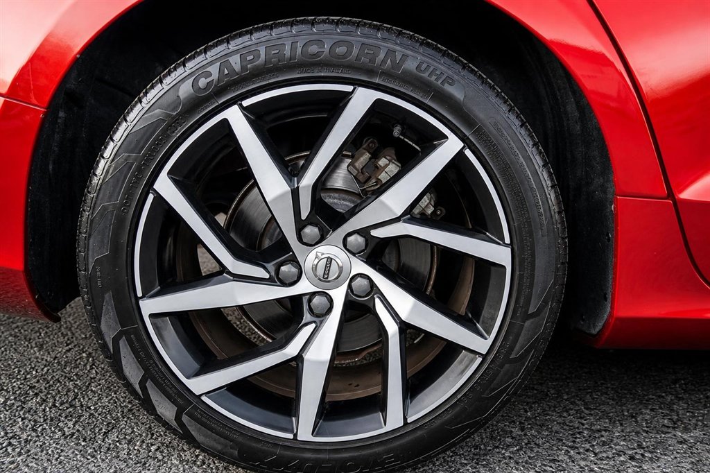 2019 Volvo S60 - $17,995