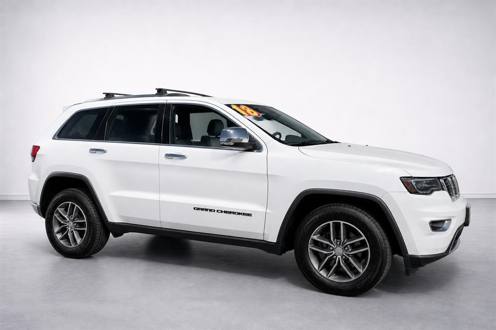 2018 Jeep Cherokee - $24,995