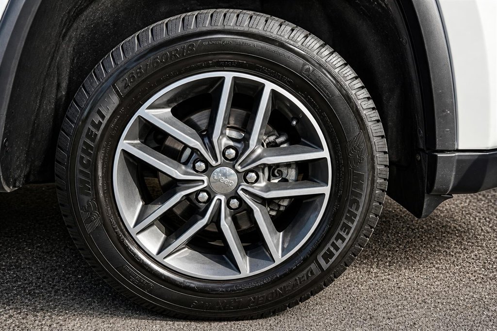 2018 Jeep Cherokee - $24,995