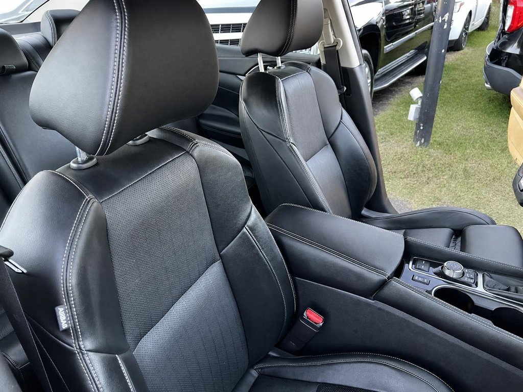 2018 Nissan Maxima - $19,995
