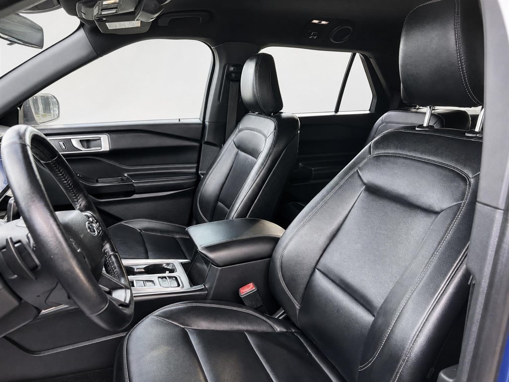 2020 Ford Explorer - $19,995