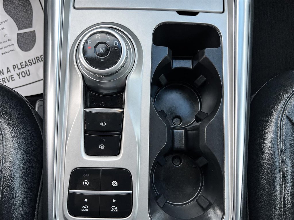 2020 Ford Explorer - $19,995