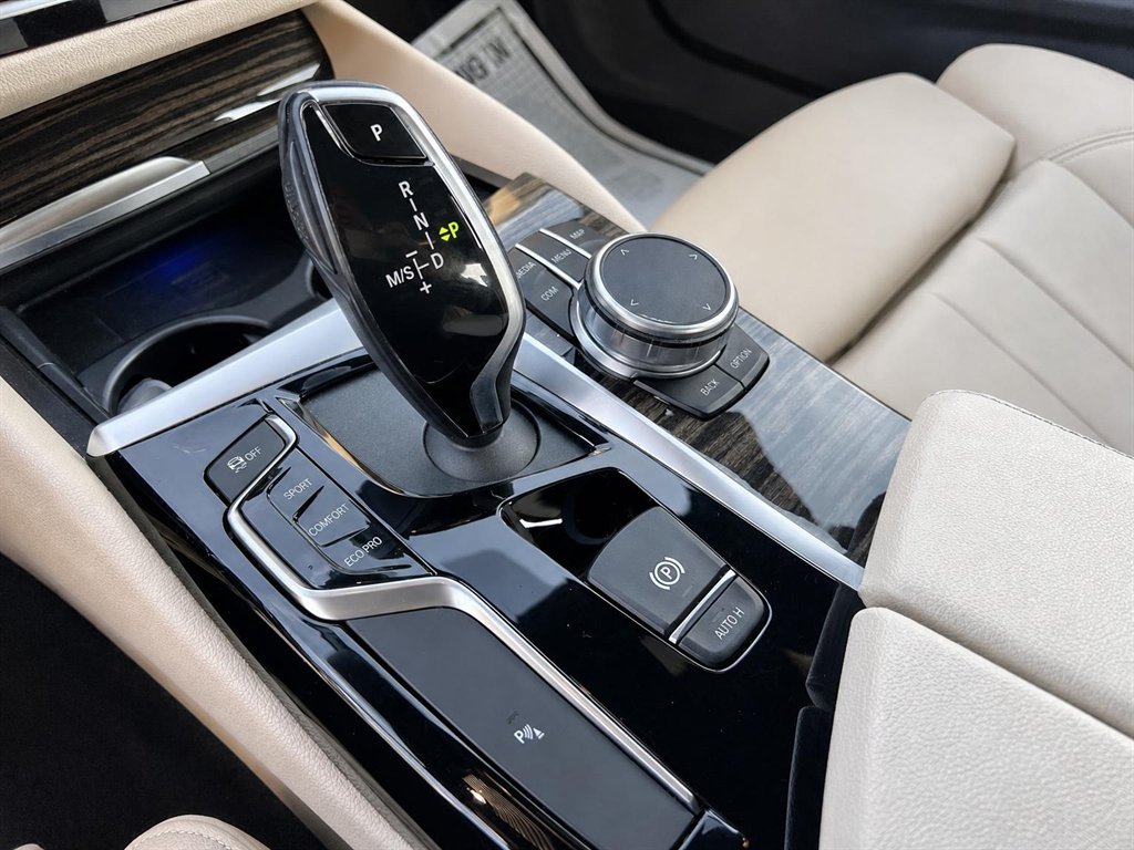 2019 BMW 530i - $18,995