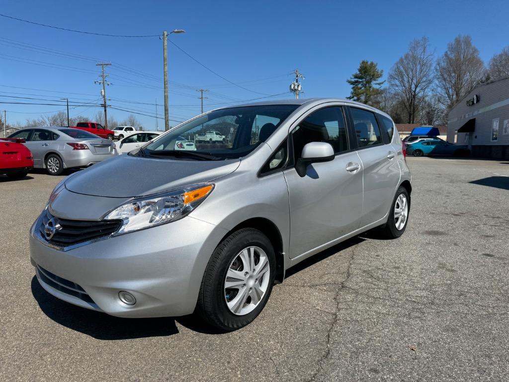 2013 Nissan Versa 1.6 S photo