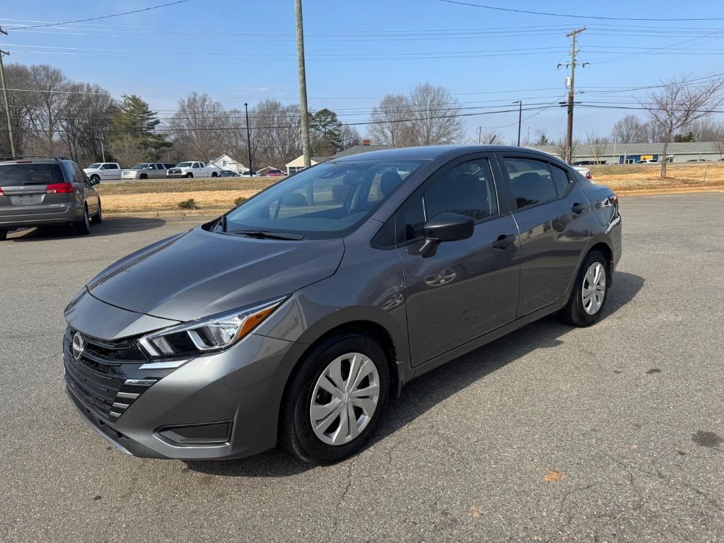 2024 Nissan Versa S photo