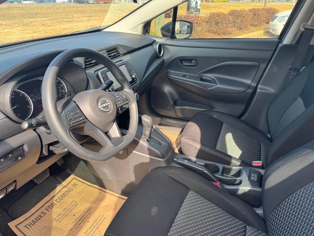 2024 Nissan Versa S photo