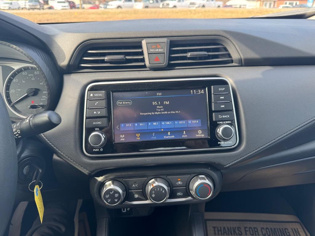 2024 Nissan Versa S photo