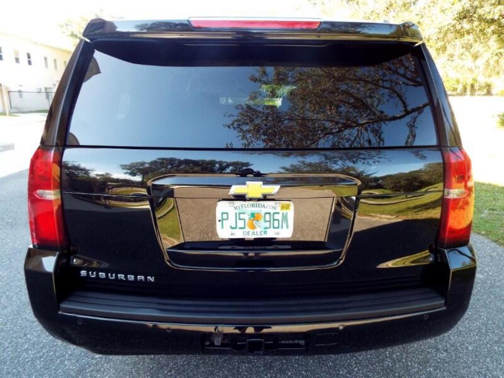 2015 Chevrolet Suburban LT 1500 photo