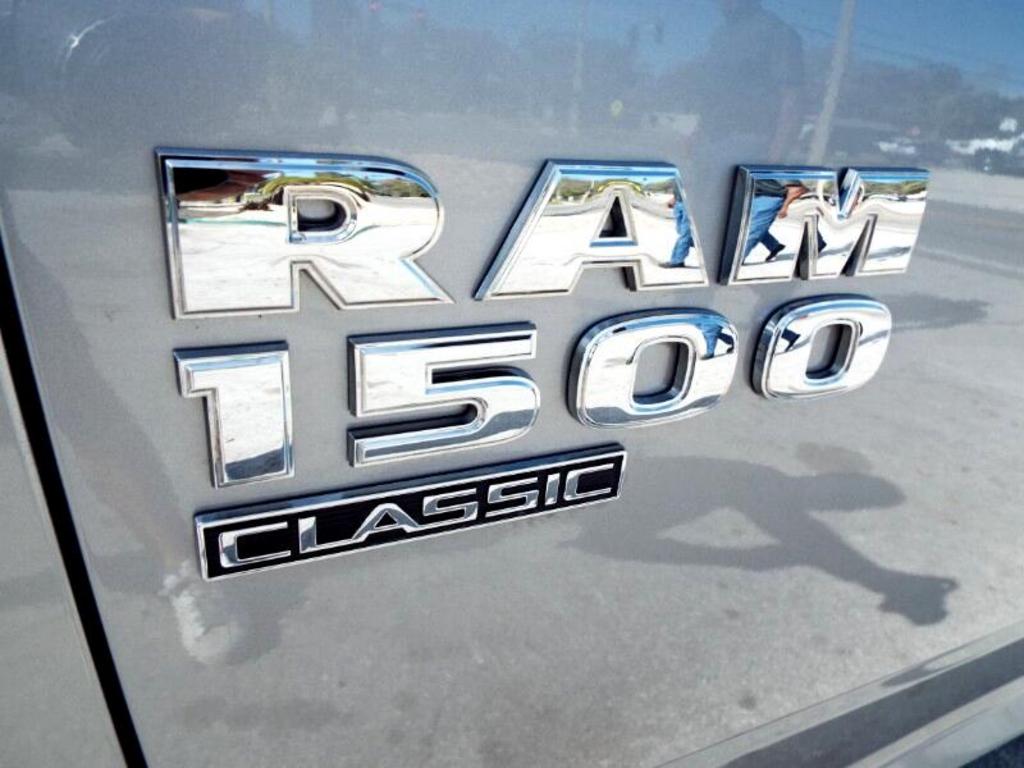2019 RAM 1500 Classic Tradesman Crew Cab SWB 4WD photo