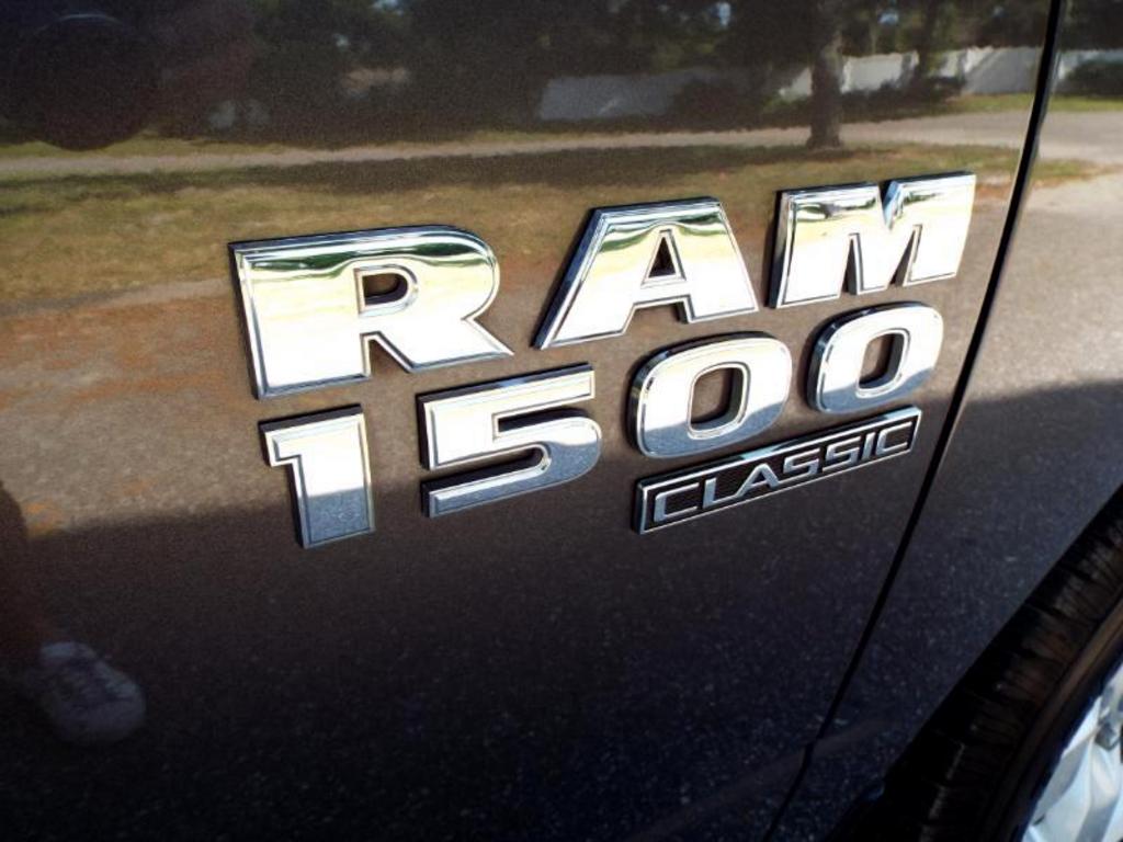 2019 RAM 1500 Classic Tradesman Crew Cab SWB 2WD photo