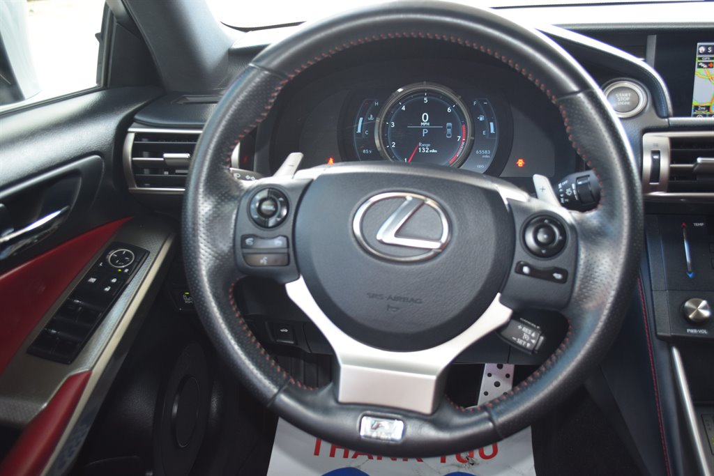 2015 Lexus IS 250 photo