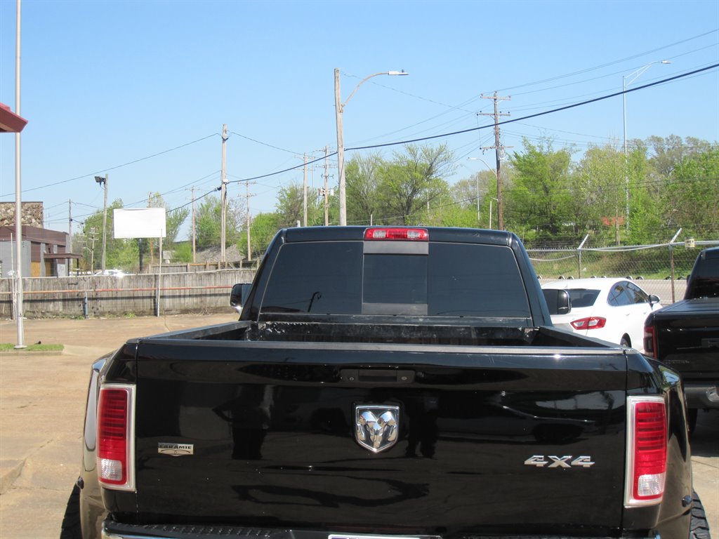 2015 RAM 3500 Laramie photo