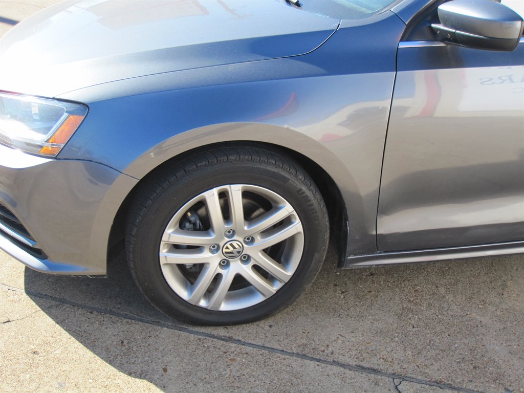 2017 Volkswagen Jetta S photo