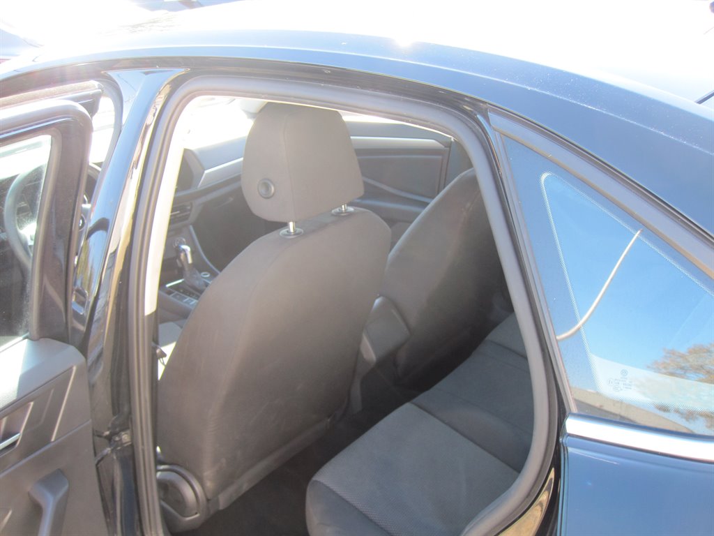 2019 Volkswagen Jetta S photo