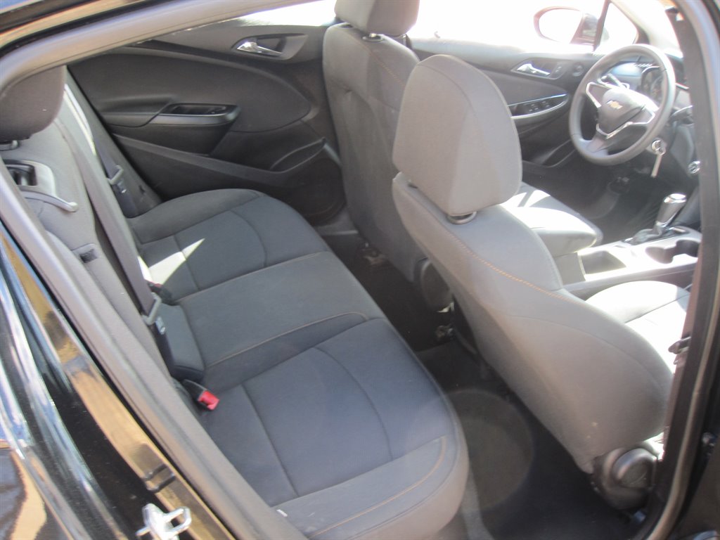 2017 CHEVROLET Cruze Sedan - $18,335