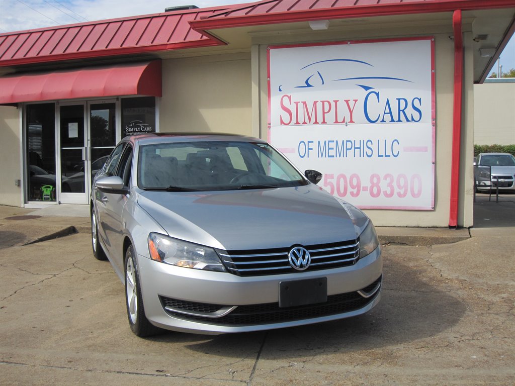 2012 Volkswagen Passat SE photo