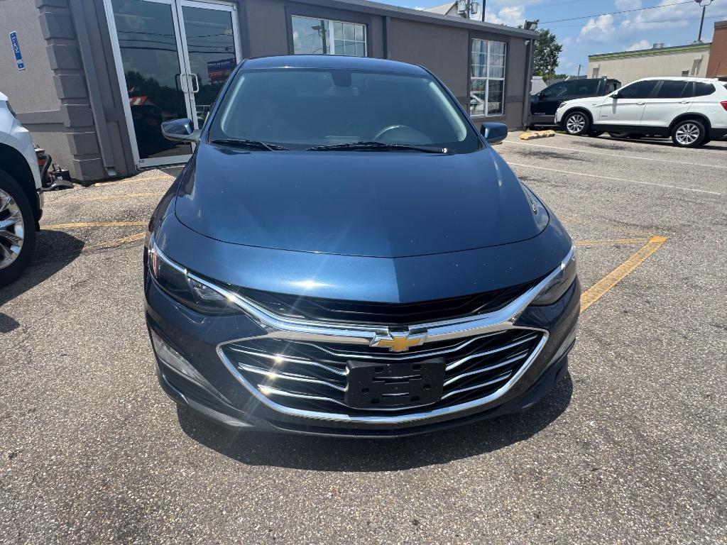 2020 Chevrolet Malibu - $13,995