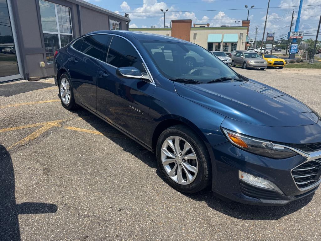 2020 Chevrolet Malibu - $13,995