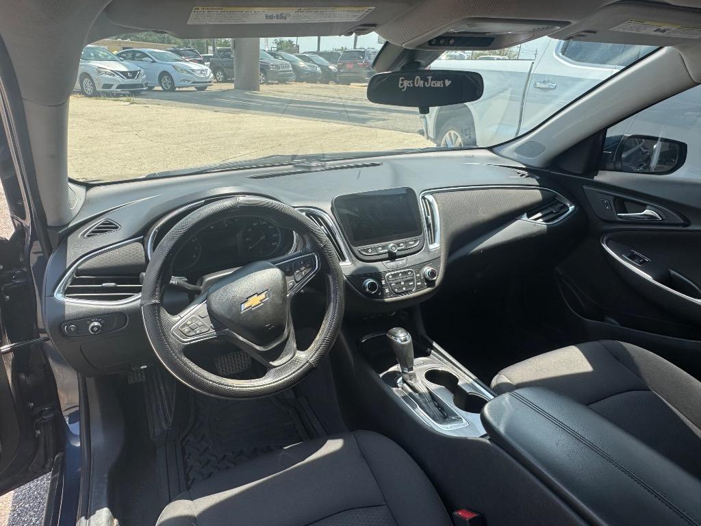 2020 Chevrolet Malibu - $13,995