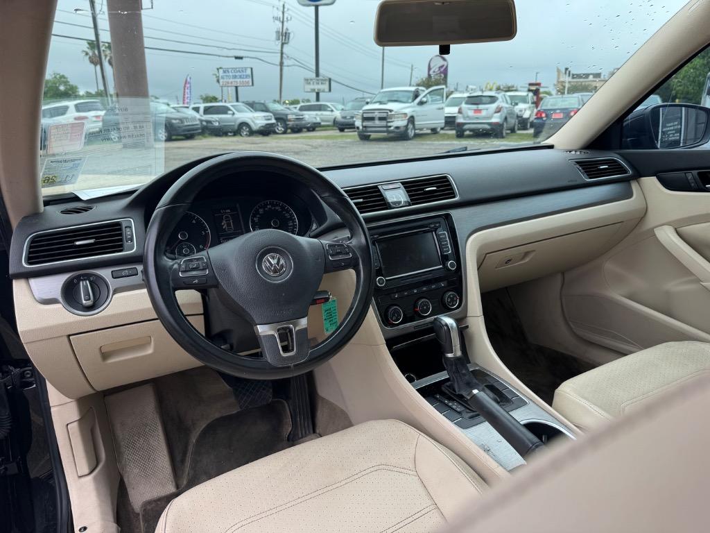 2015 Volkswagen Passat - $8,400