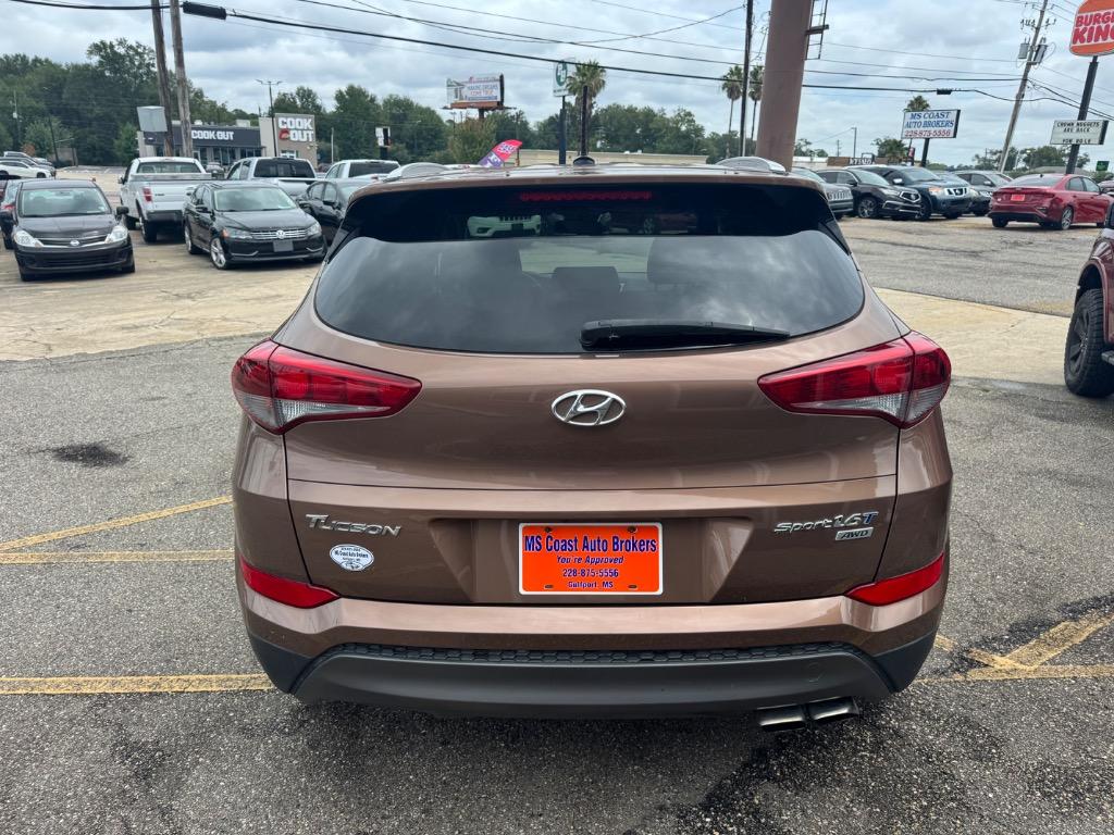2016 Hyundai Tucson - $12,800