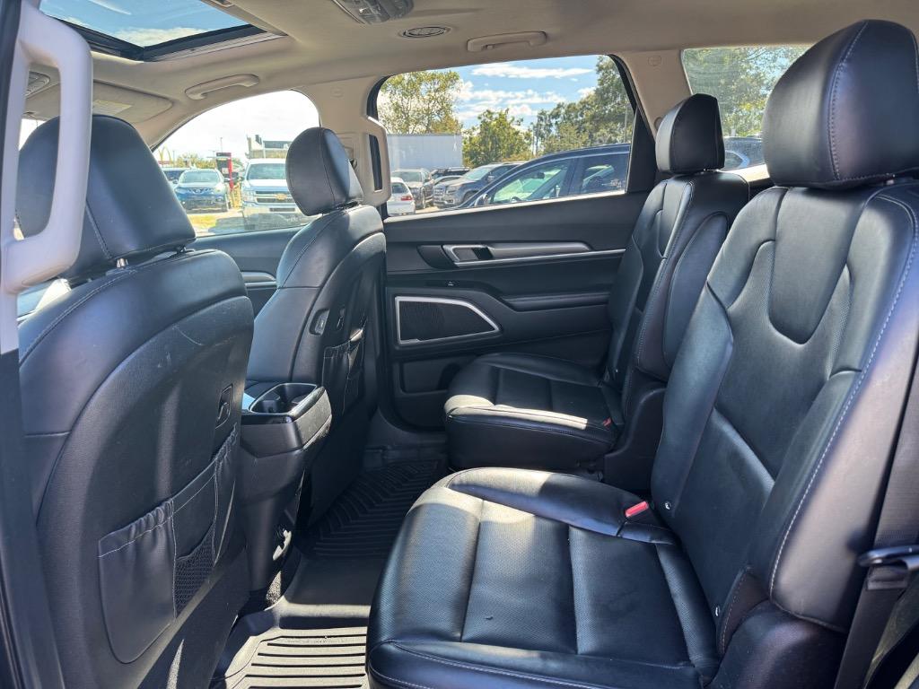 2020 Kia Telluride - $17,995