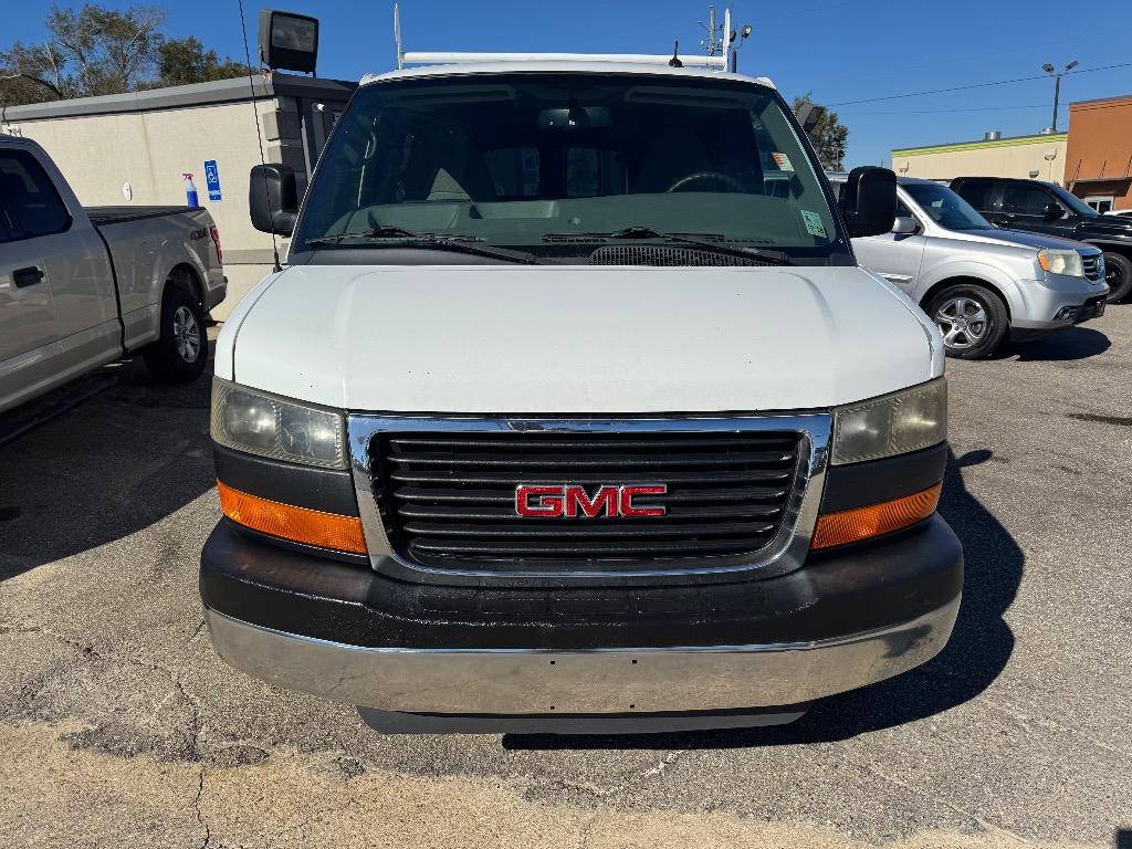 2011 Chevrolet Express - $13,995