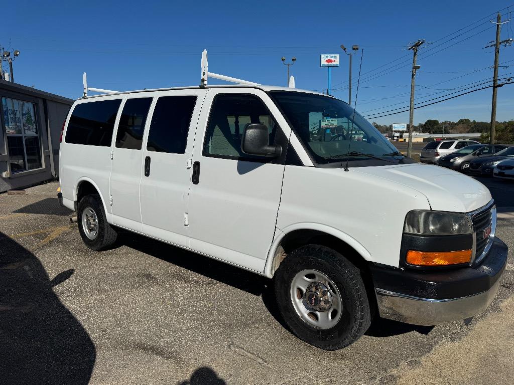 2011 Chevrolet Express - $13,995