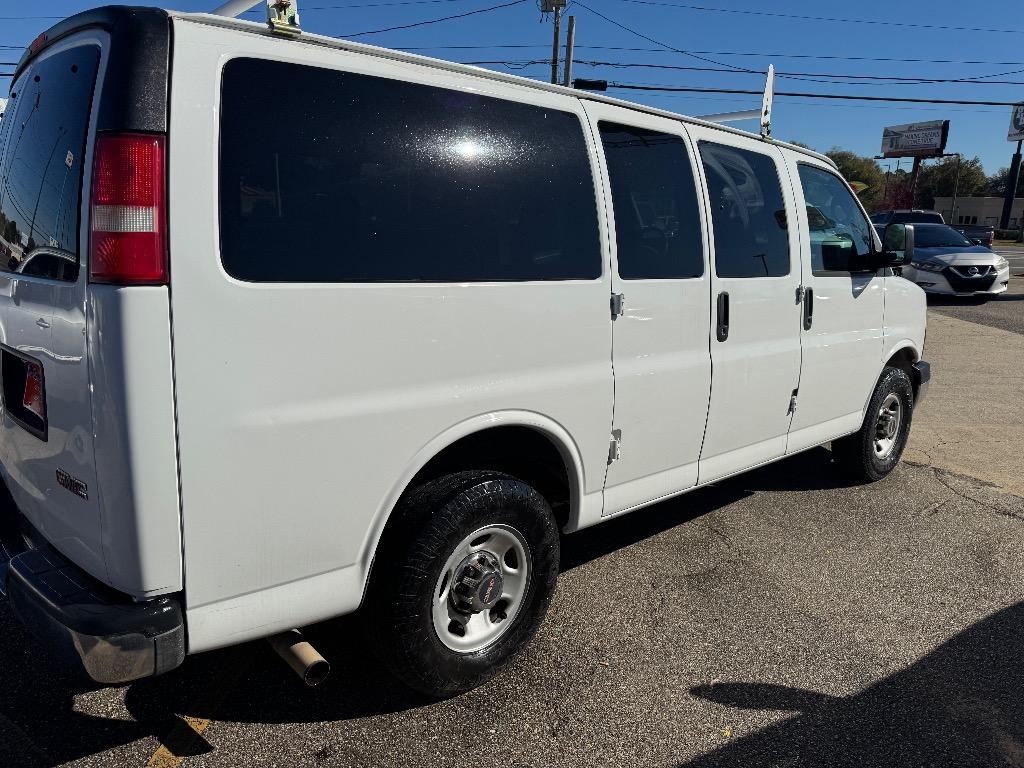 2011 Chevrolet Express - $13,995