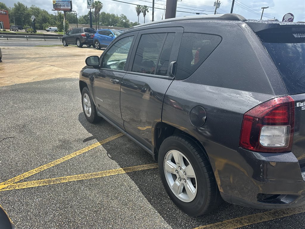 2017 Jeep Compass - $10,775