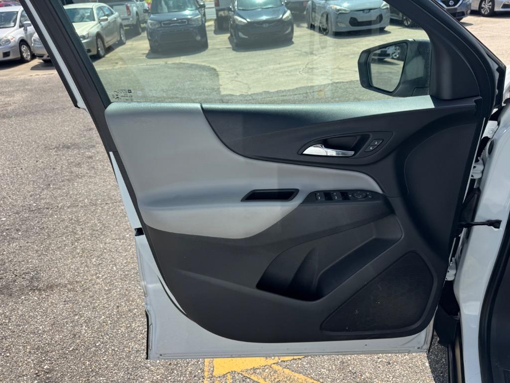 2022 Chevrolet Equinox - $16,300