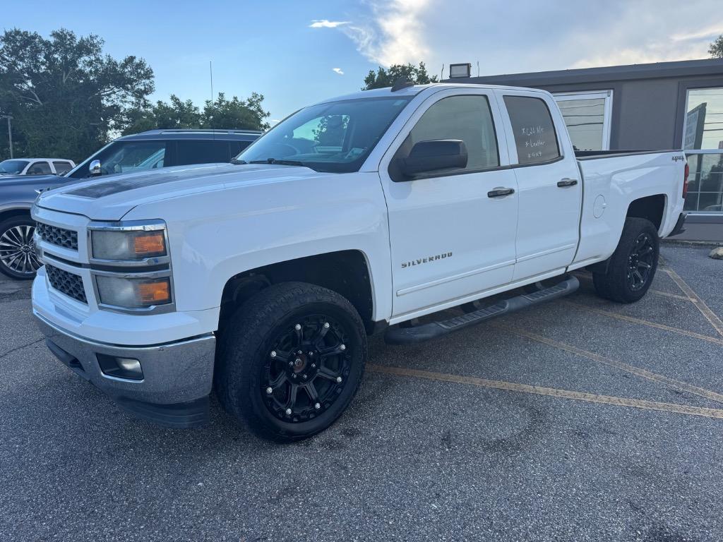 2015 Chevrolet Silverado - $15,900