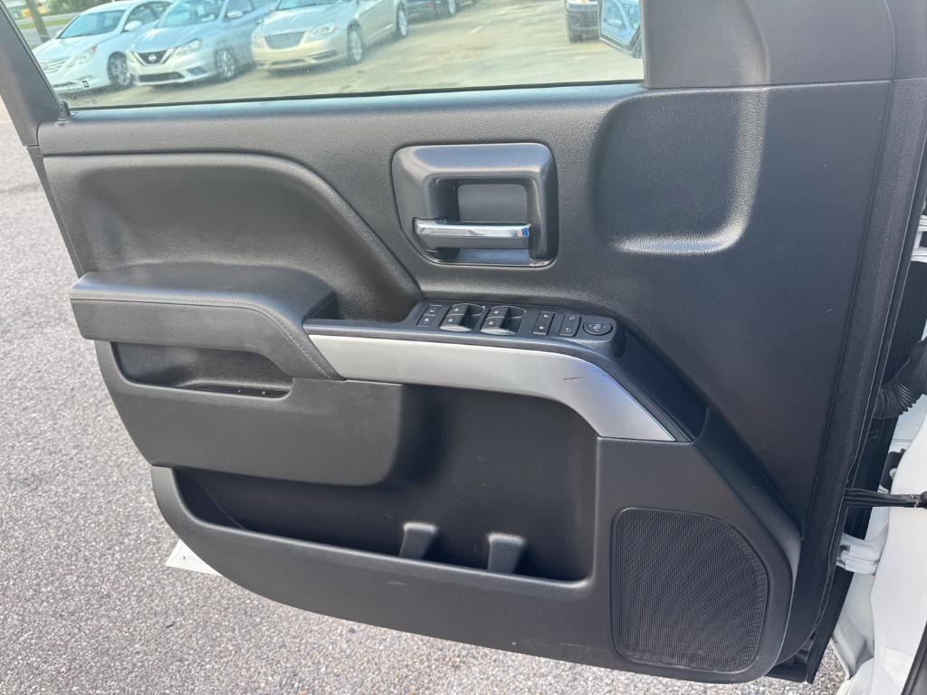 2015 Chevrolet Silverado - $15,900