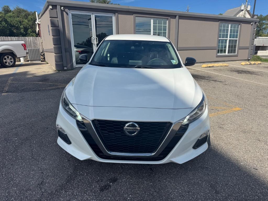 2020 Nissan Altima - $9,995