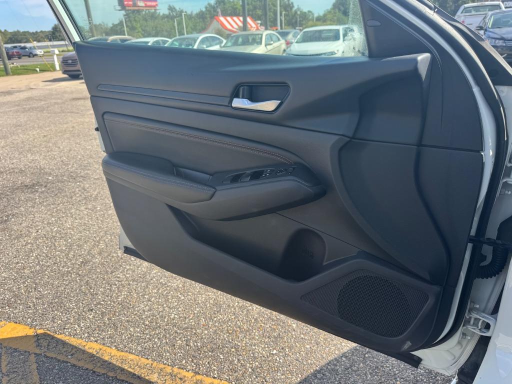 2020 Nissan Altima - $9,995