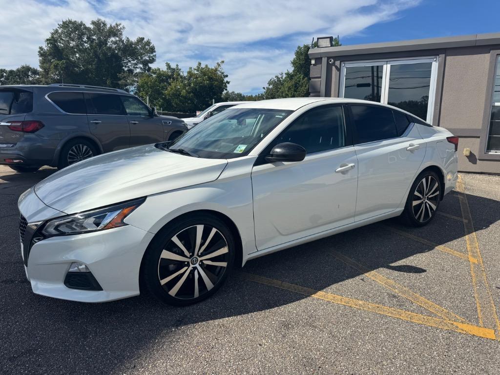 2020 Nissan Altima - $9,995