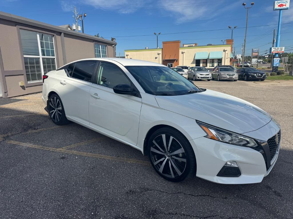 2020 Nissan Altima - $9,995
