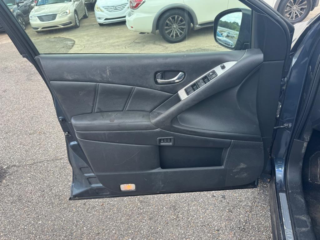 2012 Nissan Murano - $8,600